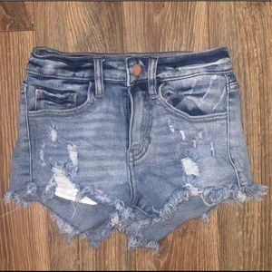 KanCan high rise slim fit shorts size 12